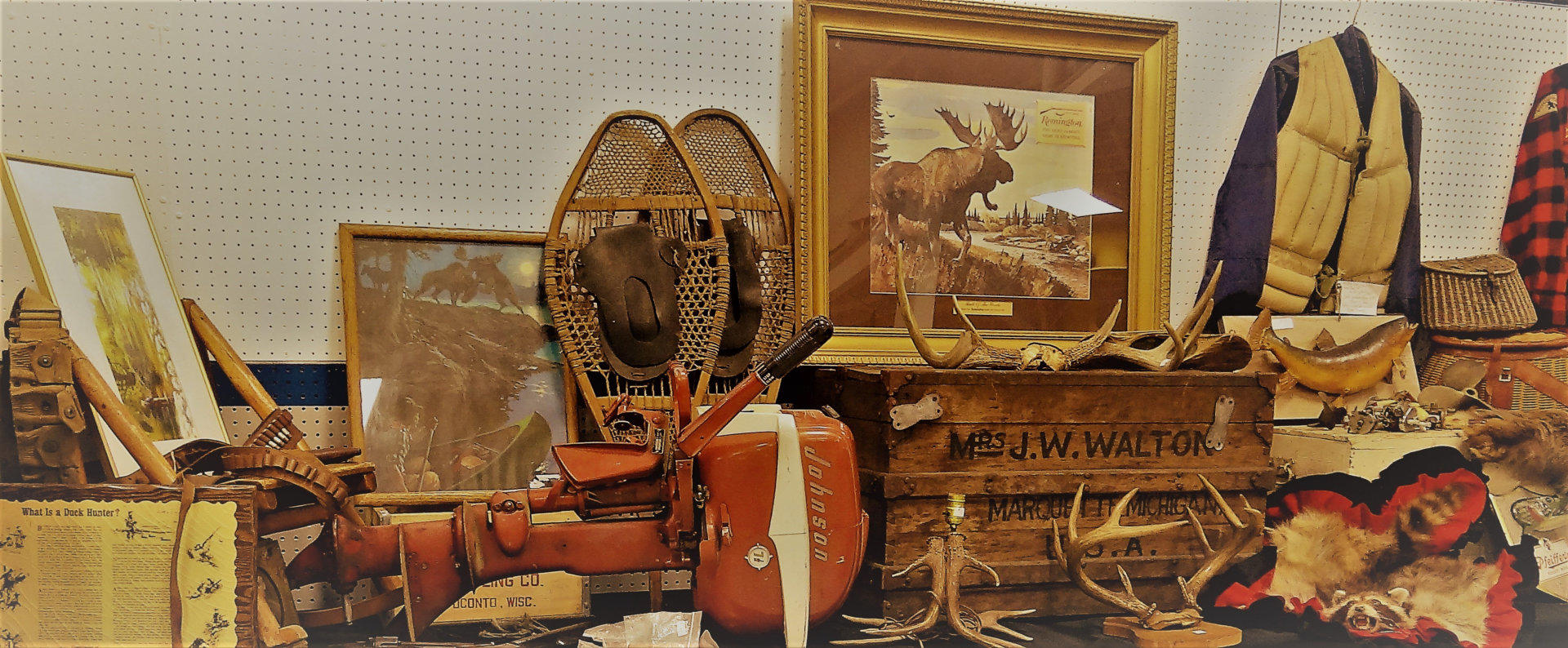 Antiques Sporting Advertising & Collectibles Show in Oshkosh, Wisconsin